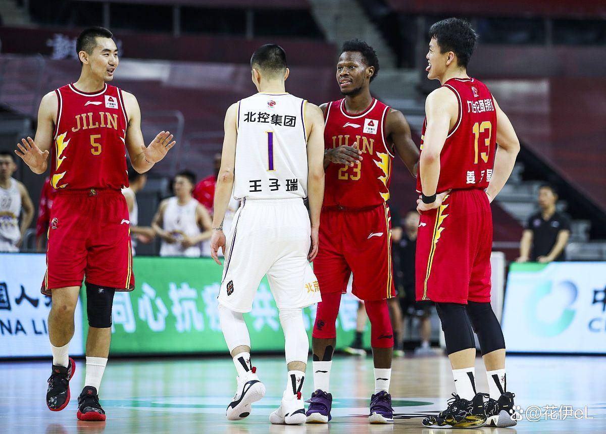 今晨北京首钢备战NBA季后赛，止住颓势细节曝光，更衣室稳定，纪律约束更严格的简单介绍