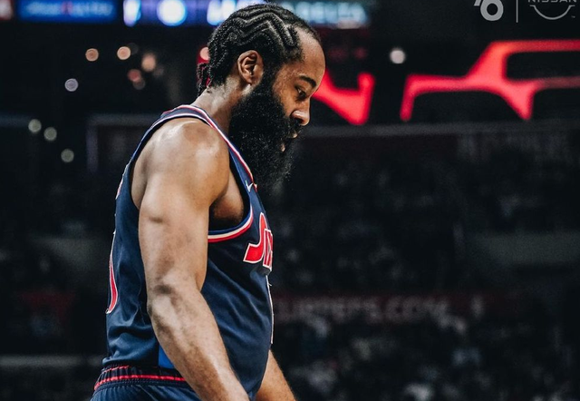 包含欧联赛程吃紧;印第安纳步行者今晚状态回暖;赛场秩序良好;更衣室氛围转暖的词条 包含欧联赛程吃紧;印第安纳步行者今晚状态回暖;赛场秩序良好;更衣室氛围转暖的词条